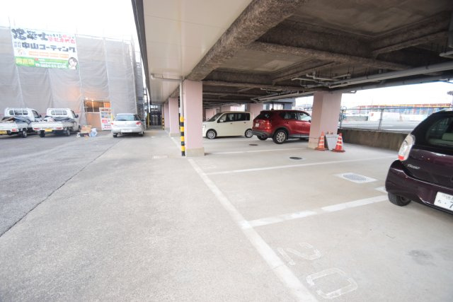 【駐車場】 | 駐車場完備です