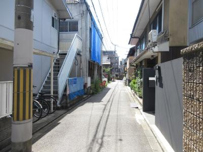 ハイツ冨士の周辺|前面道路
