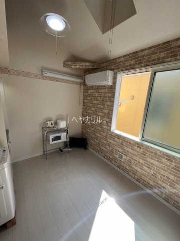 【居間・リビング】 | ユナイト山手アドリアン | 同建物別部屋参考
