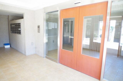 【エントランス】 | プリーザメント鳩ヶ谷 | 毎日通るエントランスはこのようになっています