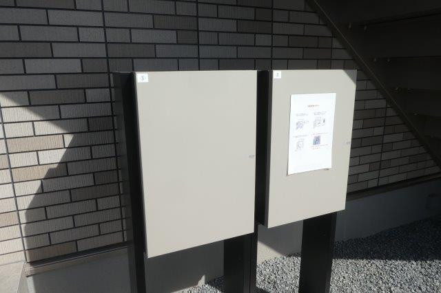 総社市中央６丁目のアパートのその他共用部分|宅配ボックス