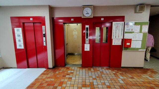 シャトー三愛のその他共用部分|エレベーターです。