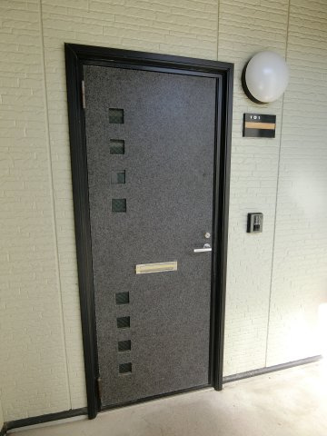 セルラヴィーヌの玄関