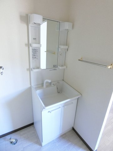 セルラヴィーヌの独立洗面台