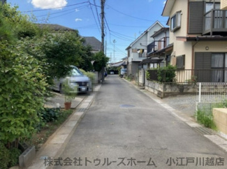 【前面道路含む現地写真】