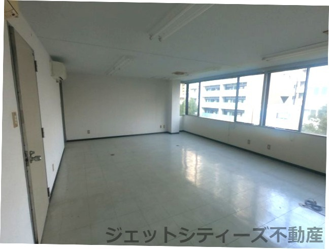 【内装】 | IRIDENビル