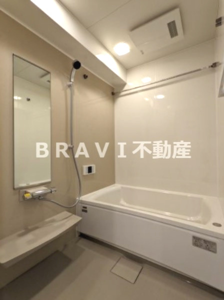 ARTFORM天満橋（アートフォルム天満橋）　BRAVI不動産の浴室|【ARTFORM天満橋】自動湯沸かし付きお風呂
