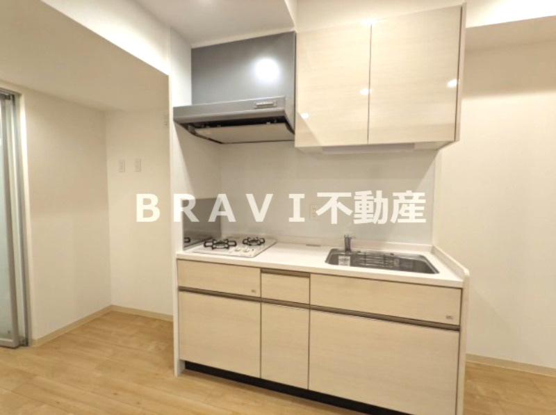 ARTFORM天満橋（アートフォルム天満橋）　BRAVI不動産のキッチン|【ARTFORM天満橋】余裕のあるシステムキッチン