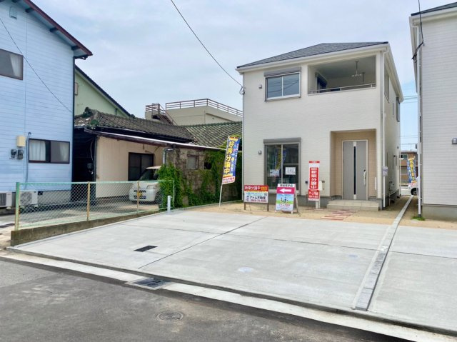 大牟田市本町４丁目の新築一戸建の駐車場|駐車スペースもあります