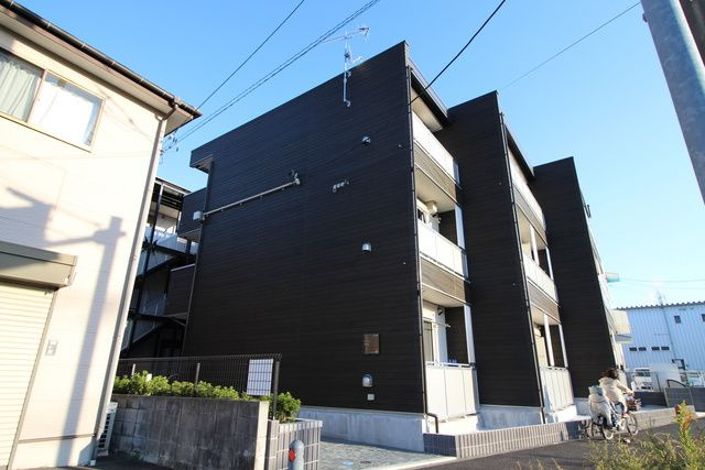 リブリ・白浜の外観