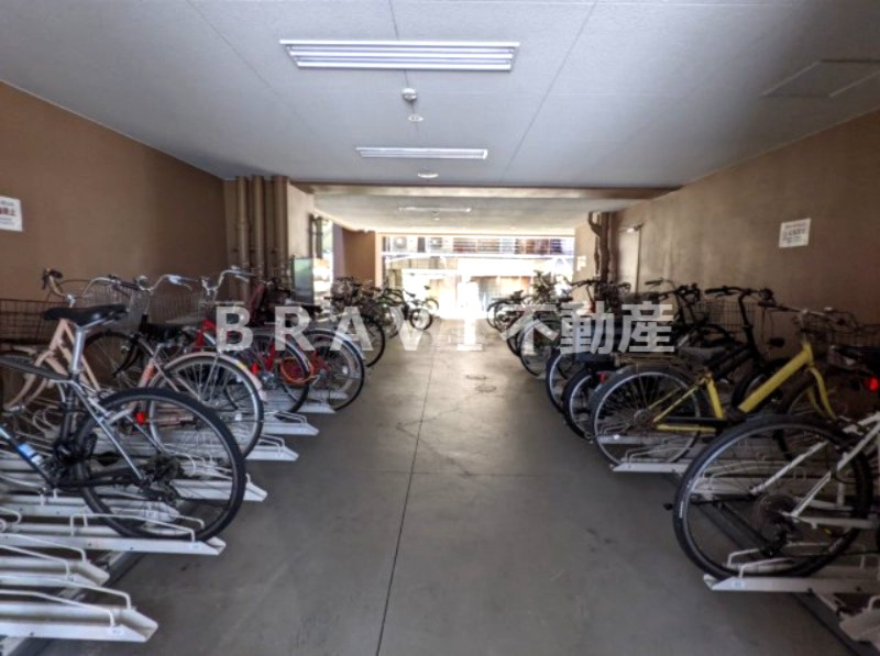 プレサンス谷町アルファ BRAVI不動産のその他共用部分|【プレサンス谷町アルファ】駐輪場