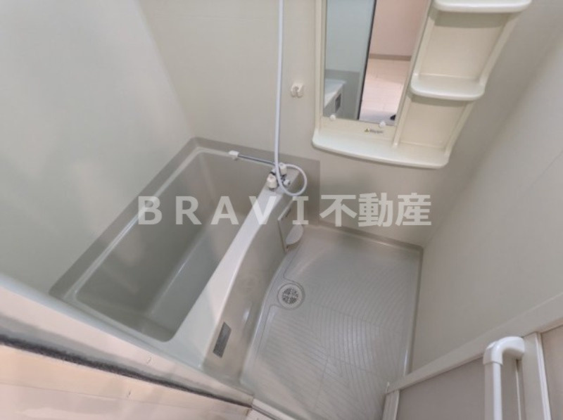 プレサンス谷町アルファ BRAVI不動産の浴室|【プレサンス谷町アルファ】ゆったり過ごせるお風呂です