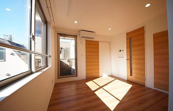 CITY COURT四谷坂町の洋室|日当たり良好