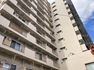 【外観】 | 千代田マンション | 鉄筋コンクリート造のがっちりとした建物。
