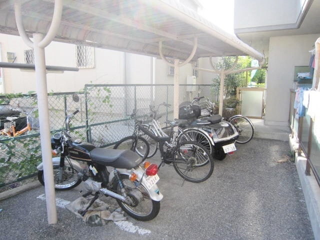 メゾン長尾のその他共用部分|駐輪場