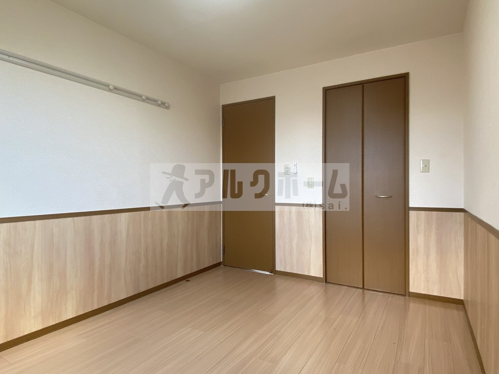 クレール萱振Aの洋室