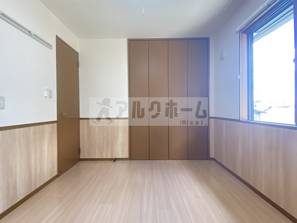 クレール萱振Aの洋室