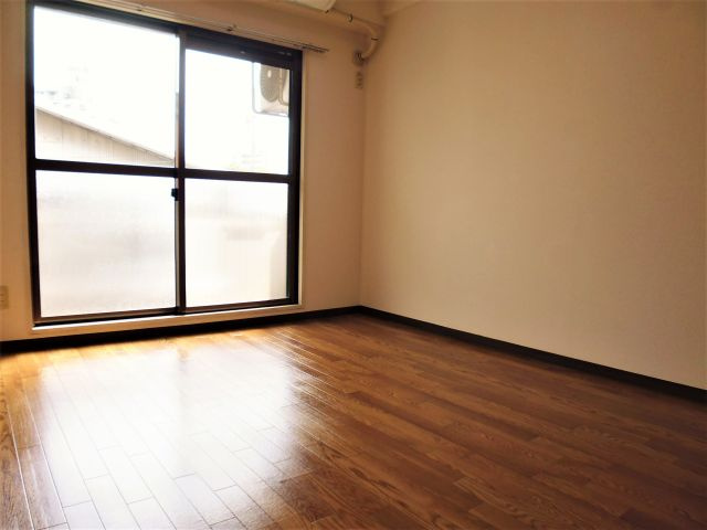 サンシャ2の居間・リビング