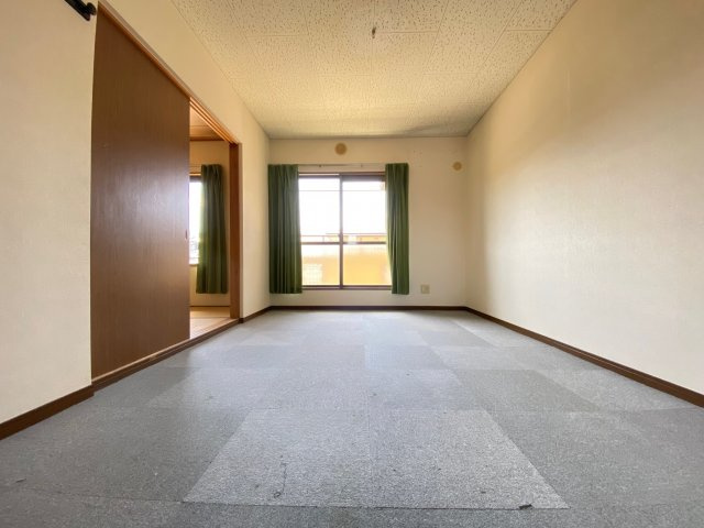 聖ソレアードA棟の内装