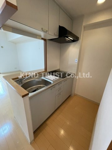 ダイドーメゾン大阪堂島のキッチン|コンパクトなキッチンで掃除もラクラク