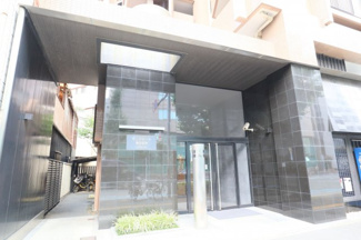 【エントランス】 | 安全に配慮されたオートロックマンションです♪室内ＴＶモニタ付インターホンで来訪者を確認できます