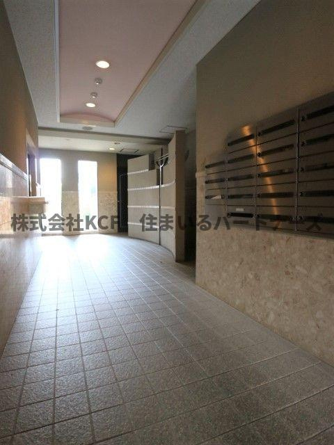 サンセーヌ中央町のロビー|落ち着いたロビーです