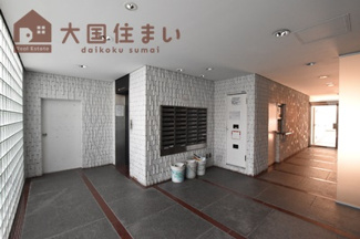 【エントランス】