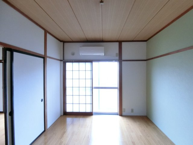 マルタカコーポの洋室