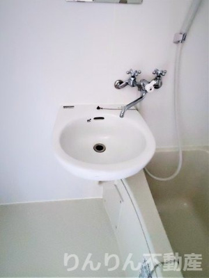 【独立洗面台】 | カーサシエル | 使いやすい独立洗面台です