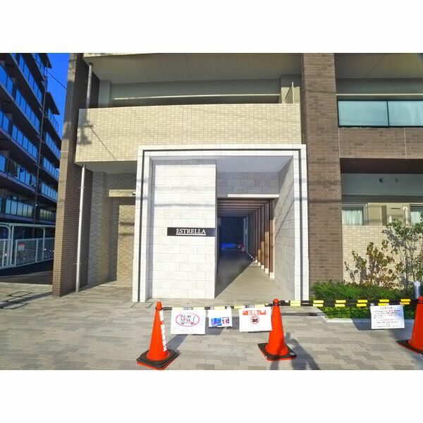 エストレヤのエントランス