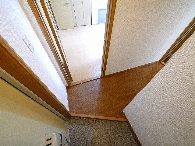 エステートピア二階堂の玄関|シンプルで使いやすい玄関です