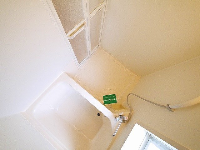 エステートピア二階堂の浴室|日々の暮らしに欠かせないお風呂です