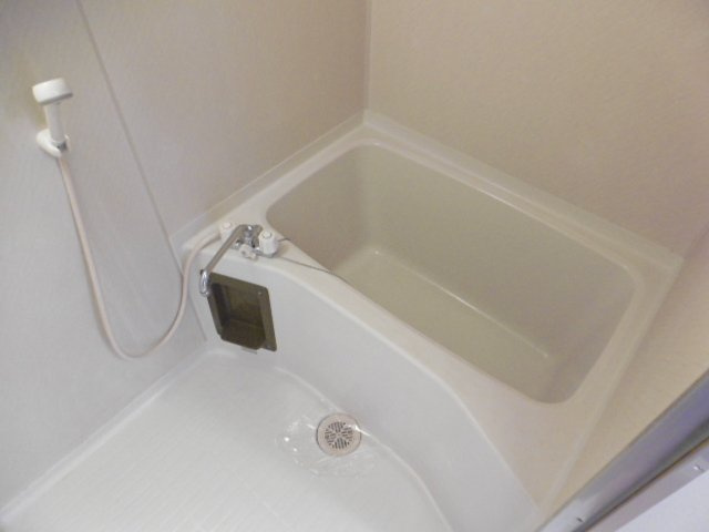 アーバンライフ津福【10,000円キャッシュバック対象物件】の浴室|お風呂です