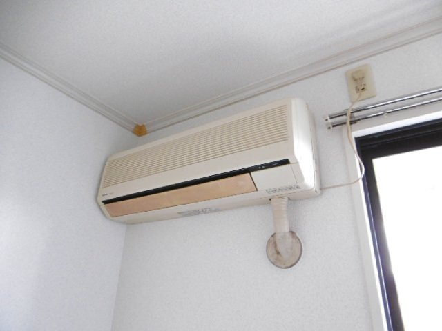 アーバンライフ津福【10,000円キャッシュバック対象物件】の設備|エアコンです