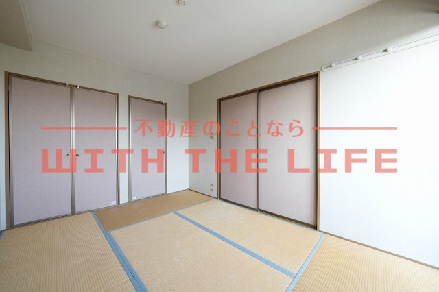 シャンポール【10,000円キャッシュバック対象物件】の和室|柔らかい畳が心地よい和室