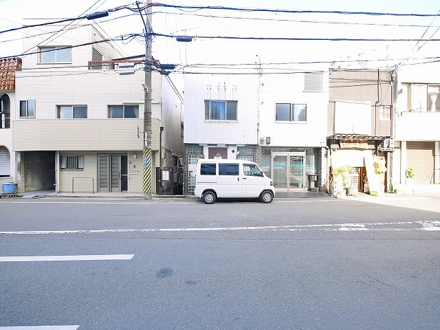 生駒市本町店舗戸建の外観