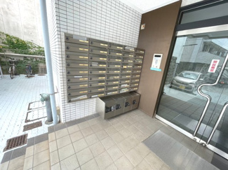 【エントランス】