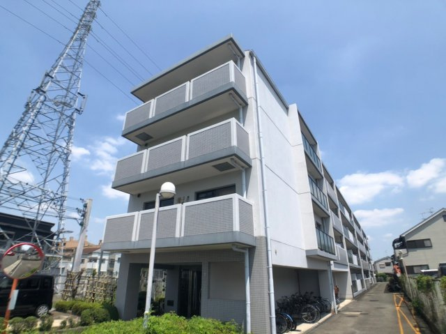 コルティーレ緑ヶ丘の外観
