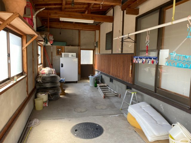 柳川市久々原の中古一戸建の駐車場