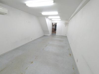 【内装】 | 林寺４丁目中古テラス | １階店舗部分です。