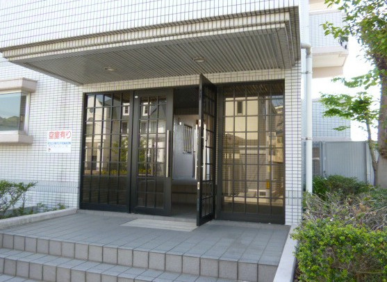 シャトレ東合川のエントランス|建物の内部です