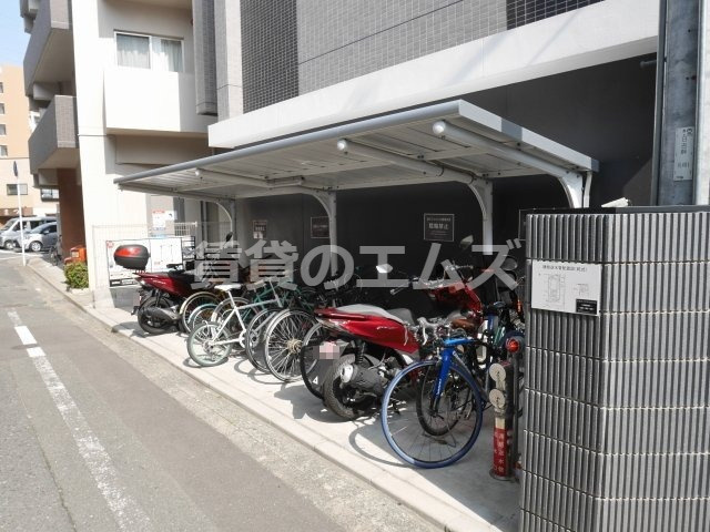 【その他共用部分】 | アイ・ウエスト高宮 | アイ・ウエスト高宮の駐輪場