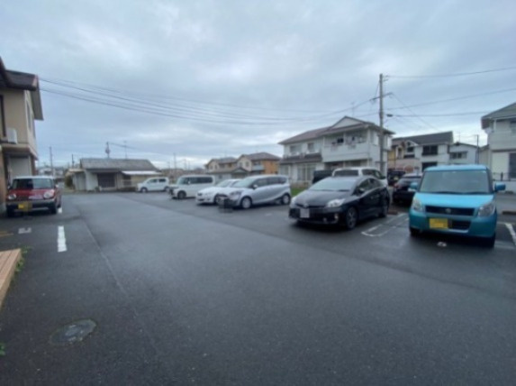 【駐車場】 | ロイヤルヒルズ　Ａ棟