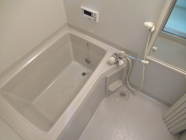 ディアスクリビアの浴室|コンパクトで使いやすいお風呂です