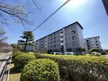 中登美団地B棟の画像