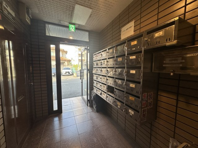 【エントランス】 | エマーブル