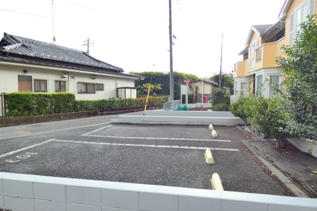 【駐車場】 | ゼルコヴァ