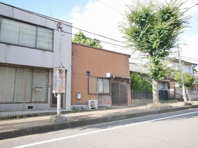 高畑倉庫（飛鳥園）の外観