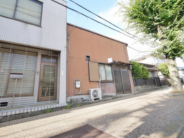 高畑倉庫（飛鳥園）の外観