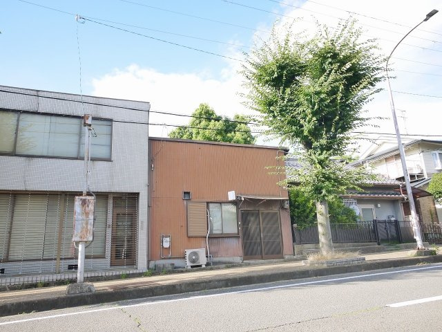 高畑倉庫（飛鳥園）の外観